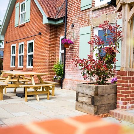 Woodfalls Inn Redlynch  Екстериор снимка