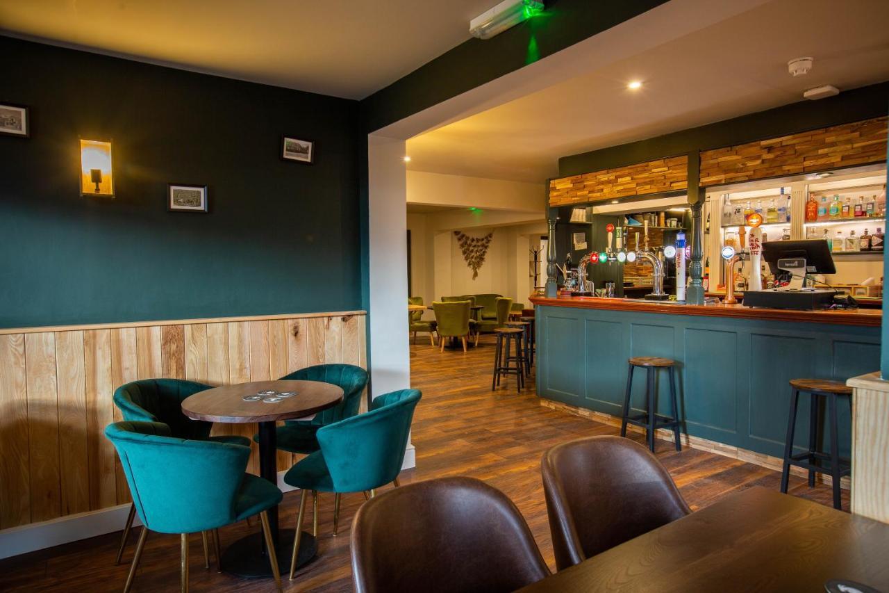 Woodfalls Inn Redlynch  Екстериор снимка